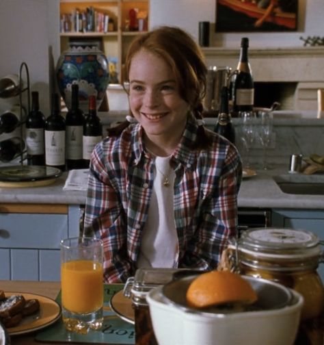 annie icon Hallie Parker Aesthetic, Parents Trap, Parent Trap Movie, Senior Week, The Parent Trap, Teenage Drama, Childhood Memories 90s, Parent Trap, Nancy Meyers