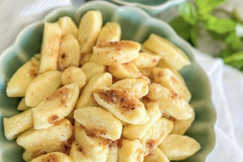 LAZY POLISH PIEROGI Polish Lazy Pierogi, Lazy Pierogi Recipe, Lazy Pierogi, Homemade Perogies, Polish Pierogi, Perogies Recipe, Polish Foods, Farmer’s Cheese, Pierogi Recipe