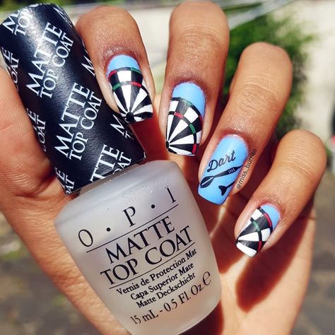 Bhavna - nail artist on Instagram: “In 1896, English carpenter Brian Gamlin, invented the dartboard layout still used today, and now used on my nails 😭 inspired from the…” Darts Nails, Board Game Nails, Nails Inspired, Christmas Nails Acrylic, Stamping Nail Art, Winter Nail Designs, Dart Board, Fire Nails, Nails Inspo