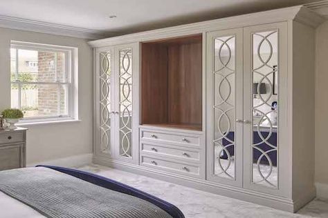 Bedroom Built Ins, Bedroom Built In Wardrobe, Wardrobe Door Designs, Bedroom Closet Design, Wardrobe Design Bedroom, Wardrobe Doors, Dressing Room Design, Wardrobe Design, Master Bedrooms Decor