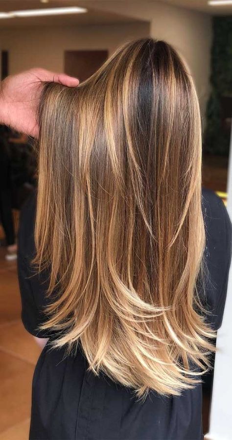 Brunette Hair With Highlights, Balayage Blonde, Spring Hair Color, Brown Hair With Blonde Highlights, Spring Hair, Brown Hair Balayage, Balayage Hair Blonde, Trendy Hair Color, Brown Blonde Hair