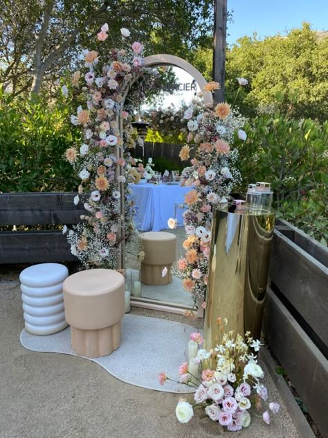 Floral Decor For Wedding, Outside Mirrors Garden, Bridal Shower Decor Backdrop, Floral Mirror Decor, Event Mirror Decor, Mirror At Party, Floral Engagement Decorations, Fake Florals Wedding, Mirror Decoration Wedding