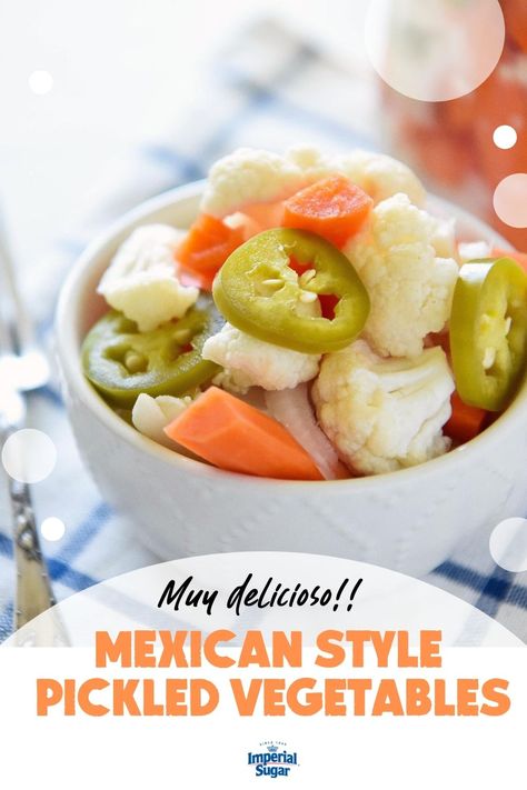 Mexican Style Pickled Vegetables (Escabeche) are a super easy, healthy snack and taste great served with fish tacos and carnitas. Crunchy, tangy, and spicy, the vegetables are just briefly boiled and are a good way to hang onto the taste of summer all year long. Creative Canning, Mexican Vegetables, Dinner Picnic, Easy Healthy Snack, Gluten Free Sides, Pickled Carrots, Pickled Veggies, Low Sugar Recipes, Pickled Vegetables