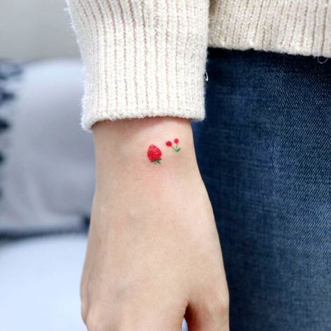 Strawberry Tattoo Ideas, Cupcake Tattoo Designs, Strawberry Tattoos, Small White Tattoos, Cute Tattoo Designs, Small Colorful Tattoos, Tiny Flower Tattoos, Cupcake Tattoos, Strawberry Tattoo