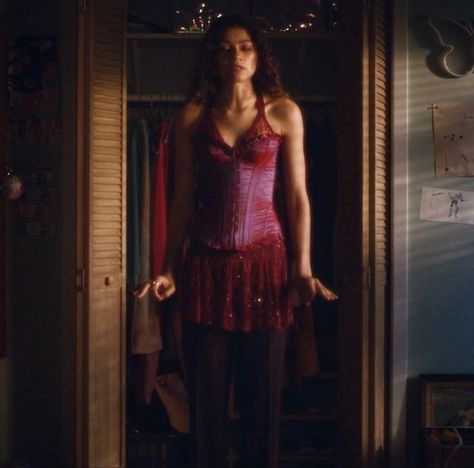 Rue Prom Outfit Euphoria, Rue Euphoria Outfits, Rue Euphoria, Tv Characters Outfits, Euphoria Fashion, Future Outfit, Prom Outfits, Fashion 2020, Outfits Casuales