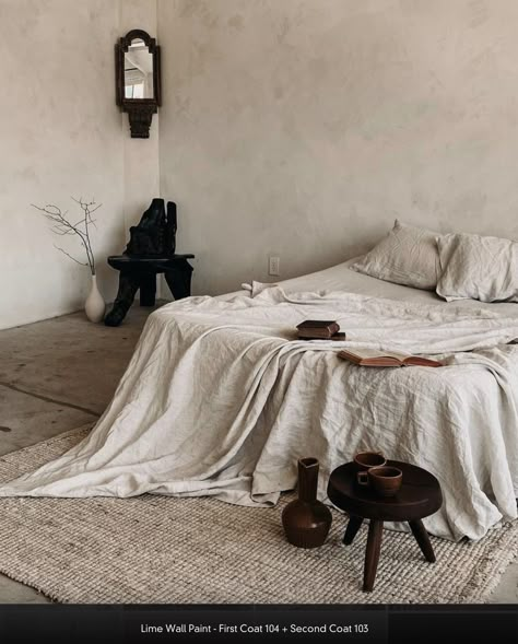 Wabi Sabi Bed, Wabi Sabi Home, Lime Wall, Wabi Sabi Bedroom, Wabi Sabi Home Decor, Wabi Sabi Decor, Japandi Design, Marketing Management, Japanese Furniture