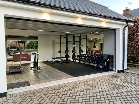 Rinnovo Garage, Garage Gym Ideas Layout, Rifacimento Garage, Home Gyms Ideas Garage, Garage Gym Design, Home Gym Basement, Building A Home Gym, Casa Garage, Dream Home Gym