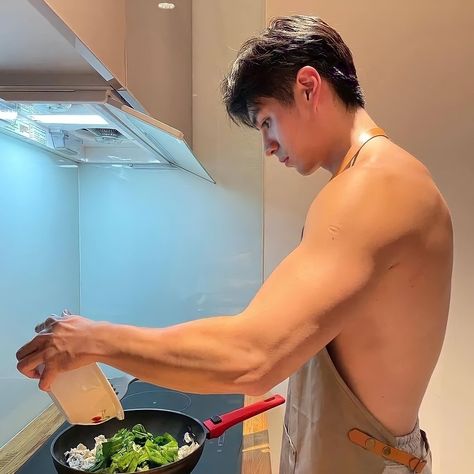 I Have No Words, Man Cooking, Sans Cute, Cute White Guys, Music Video Song, Aprons For Men, Boy Poses, Muscular Men, Speech Bubble