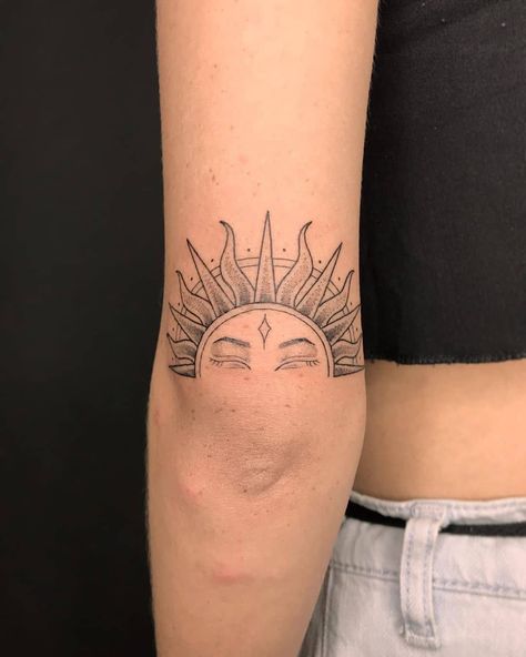 Rad Tattoos on Instagram: “Artist: @thugpaiva @rad.tattoos #radtattoos  #tattoo #tattoos #tat #ink #inked #tattooed #tattoist #coverup #art #design #instaart…” Arm Crease Tattoo, Circular Tattoo Designs, Rad Tattoos, Circular Tattoo, Bum Tattoo, Cuff Tattoo, Coverup Tattoo, Feminine Tattoo Sleeves, Taurus Tattoos