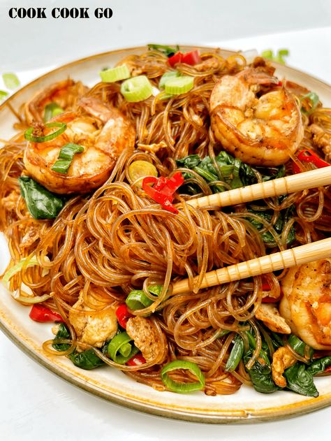 Glass Noodles With Shrimp, Soy Sauce Shrimp, Glass Noodle Recipes, Stir Fry Shrimp, Stir Fry Glass Noodles, Glass Noodles Recipe, Stir Fry Shrimp Recipes, Korean Glass Noodles, Glass Noodle Salad