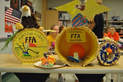 FFA emblem models to review the symbols. Great intro to FFA history. Waterloo… Ffa Activities, Agriculture Lessons, Ffa Creed, Ffa Emblem, Agriculture Education Classroom, Agriculture Classroom, Ag Classroom, Teach Ag, Ag Science