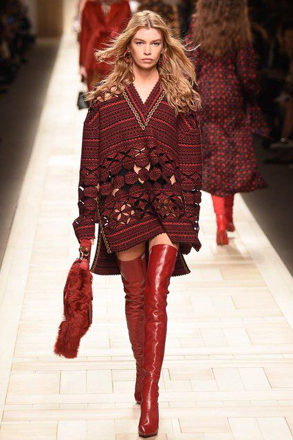 Fendi, Look #11 Victoria’s Secret Fashion Show, Upcoming Fashion Trends, Stella Maxwell, Red Boots, 2017 Fashion, Winter Mode, Fashion Runway, Fashion 2017, Fall 2017