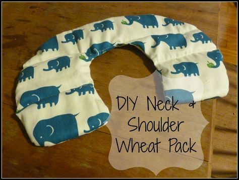 On A Crafty Adventure: DIY Neck and Shoulder Wheat Pack Diy Rice Bags, Diy Heat Pack, Homemade Heating Pad, Plushie Ideas, Diy Heating Pad, Shoulder Heating Pad, Rice Heating Pads, Wheat Bag, Heat Bag