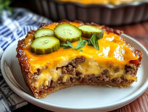 Bisquick Quiche, Impossible Cheeseburger Pie, Impossible Cheeseburger, Impossible Pies, Pumpkin Pecan Cobbler, Meaty Meals, Cauliflower Casserole Recipes, Impossible Pie, Cheeseburger Pie