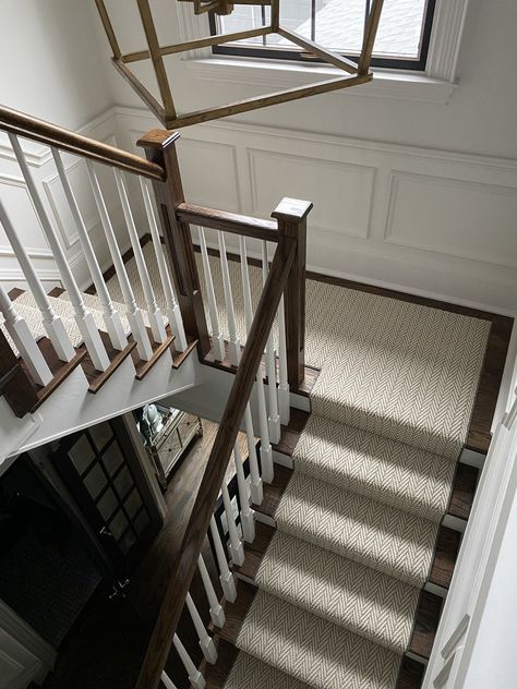 https://flic.kr/p/2j5Zajx | Spiral Staircase with Runner | Carpet runner installed over dark wood staircase Brown Wood Staircase, Wood Carpet Stairs, Stair Runner Carpet On Dark Wood, Runner On Dark Wood Stairs, Dark Wood Staircase With Runner, Stair Runner With Dark Wood, Dark Wood Hallway, Carpet Runner On Dark Wood Stairs, Stair Runner Wood Stairs