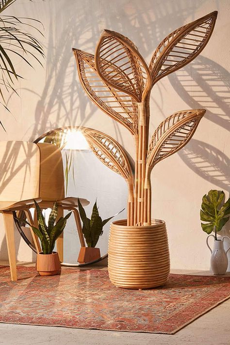 Rattan Decor Ideas, Rattan Home Decor, Rattan Decoration, Rattan Art, Bamboo Decor, Banana Plants, Bamboo Furniture, Deco Boheme, Boutique Interior