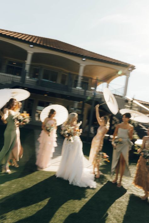 Garden party wedding #bridesmaids #gardenwedding #gardenpartywedding #parasols Bridesmaids At Alter, Garden Party Wedding Parasol, Parasol Wedding Photos, Garden Party Wedding Photos, Bridesmaid Parasol, Bridesmaids Parasols, Garden Party Bridesmaids, Garden Party Wedding Bridesmaid, Bridesmaids Aesthetic