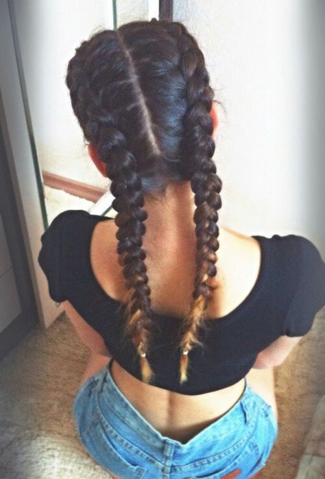 2 dutch braids Upside Down French Braid, Two Dutch Braids, Two French Braids, Fresh Nail, Dutch Braid Hairstyles, Dutch Braids, Cool Braids, Braids With Weave, Nails 2020