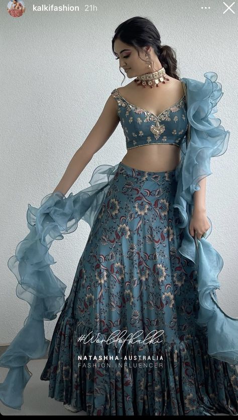 Dupatta Designs Ideas, Ruffle Dupatta, Indian Outfits Lehenga, Kalki Fashion, Frill Skirt, Womens Trendy Dresses, Style Guru, Indian Dresses Traditional, Sleeves Designs For Dresses