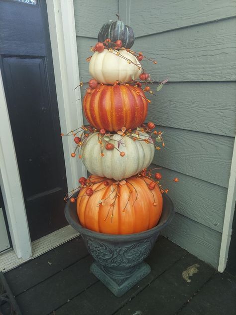 Fall Porch Topiaries, Pumpkin Topiary Front Porches Diy, Pumpkin Topiaries, Plastic Pumkin Decoration Ideas Front Porches, Plastic Pumpkin Stack Front Porches, Fall Pumpkin Decorating Ideas, Front Porch Fall Decor Pumpkin Topiary, Outside Fall Decorations Front Yards Pots & Planters, Pumpkin Topiary Diy