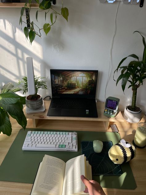 #desk #deskspace #deskaccessories #greenroom #greenaesthetics #aesthetic #study #studygram Green Office Desk Decor, Green Desk Aesthetic Office, Green Themed Desk, Green Student Aesthetic, Green Planner Aesthetic, Desk Green Aesthetic, Dark Green Study Aesthetic, Sage Green Study Aesthetic, Green Desk Accessories