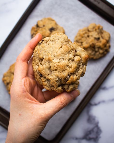 The BIGGEST (and best) Oatmeal Raisin Cookies - Justine Doiron Justine Snacks, Best Oatmeal Raisin Cookies, Raisin Cookie Recipe, Oatmeal Raisin Cookies Chewy, Cookie Brownie Bars, Oatmeal Cookie Recipes, Best Oatmeal, Oatmeal Raisin Cookies, Raisin Cookies