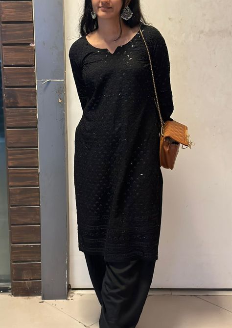 Casual outfit
Indian outfit
Kurti
Myntra
Straight fit jeans
Black chikankari kurti Black Kurti Design Style, Black Kurti Outfit, Black Chikankari Kurti, Kurti Styling, Kurta Ideas, Qawali Night, Chicken Kari, Black Kurti, Blur Picture