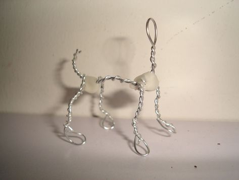 Armature Sculpture, Coraline Doll, Dog Skeleton, Textile Sculpture, Needle Felting Tutorials, Paper Mache Art, Paper Mache Crafts, Art Decor Diy, Cotton Crafts