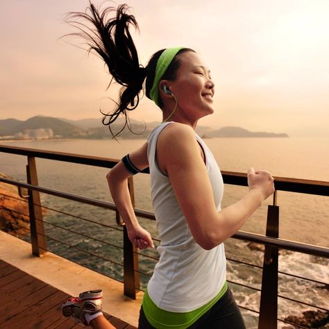 Exercising to music makes the time fly. These are the best headphones & earbuds for running that will stay in place during training. See the full list here! Dumbell Squats, Best Bluetooth Headphones, Running Earbuds, Best Earbuds, Headphones Earbuds, Running Headphones, Best Headphones, What The Heck, Earbud Headphones