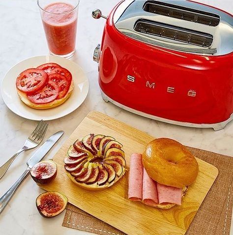 Red Smeg, Pink Smeg Toaster, Smeg 4 Slice Toaster, Retro Toaster Oven, Smeg Red, Smeg Kettle, Smeg Toaster, Red Toaster, Retro Toaster