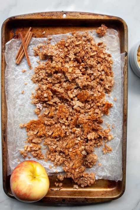 Healthy Apple Pie Granola - Healthful Blondie Apple Pie Granola, Stewed Apples, Healthy Apple Pie, Granola Recipe Healthy, Cinnamon Granola, Keto Granola, Homemade Apple Pies, Healthy Apple, Pure Vanilla