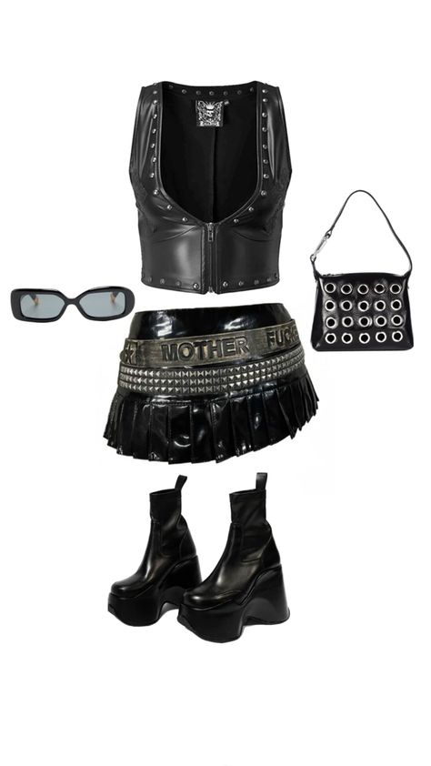 Punk fit, Tara yummy fit, gothic fit, all black outfit Punk Concert Outfit, Ab Outfits, Punk Concert, Coachella Fits, Milk Teeth, 90s Punk, College Closet, 2000s Cartoons, Tara Yummy