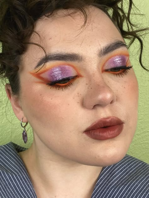 Pop Of Colour Eye Makeup, Orange Purple Makeup, Orange And Purple Makeup, Eye Makeup Orange, Funky Makeup, Yellow Makeup, Orange Makeup, High Fashion Makeup, Anime Makeup