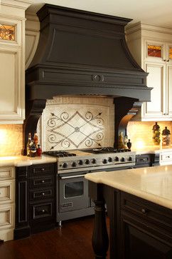 Black And White Range Hood, Hood Stove Ideas, Painted Stove, Kitchen Hood Ideas, Black Stove, Kitchen Hood Design, Stove Hood, Old World Kitchens, Wood Range