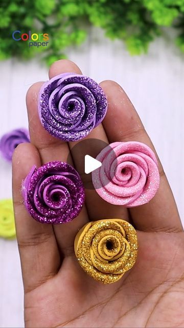 Glitter Paper Flowers Craft, Glitter Paper Ideas, Foam Rose Bouquet, Small Flowers Craft, Bouquet Making Diy, Home Made Flowers Crafts, Flower Making Ideas Paper, Flowers With Glitter Sheet, Flowers From Paper Diy