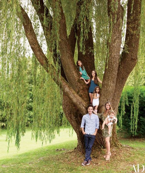 Film Director Shawn Levy’s House in New York | Architectural Digest Tree Family Photos, Willow Tree Family, Family Photos 2023, Room Decor Country, Estate Mansion, Architecture Digest, Shawn Levy, Connecticut House, Stone Fox Bride