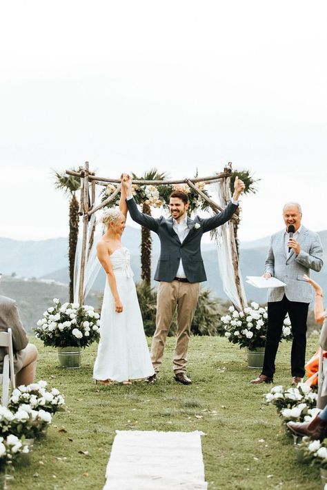 The 50 Ceremony Arches You're Going to See at 2018 Weddings | Junebug Weddings Wedding Locations California, Luxury Wedding Venues, Ceremony Arch, Planning A Wedding, Star Wedding, Wedding Planning Tips, Junebug Weddings, Wedding Vows, Wedding Coordinator