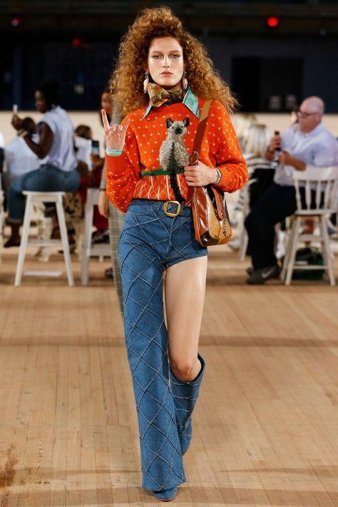 Marc Jacobs' Spring 2020 Collection Is a Delight School Collage, Uni Fashion, Maximalist Fashion, Fashion Moodboard, Collage Ideas, Looks Party, Couture Designers, Denim Details, Fashion 2020