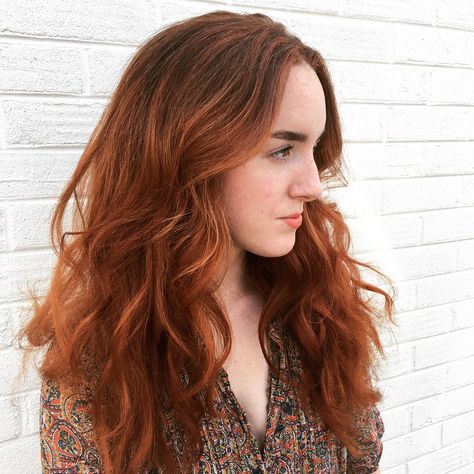 Smudge Root Red Hair, Ginger Hair Dark Roots, Ginger Hair Dark, Red Hair With Dark Roots, Red Hair Dark Roots, Birthday Haircut, Dark Ginger Hair, Root Stretch, Ginger Red