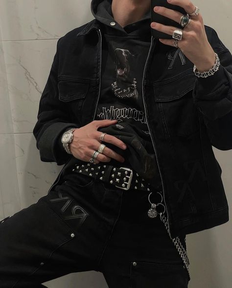 Gothic Outfits Men, Goth Outfits Men, John Supnik, Goth Fashion Men, Black Outfit Men, Masculine Fashion, Goth Guys, Aesthetic Outfits Men, Rock Outfits