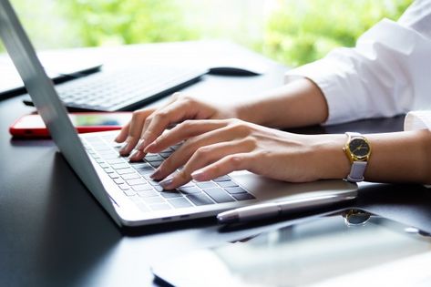 Female hand typing on keyboard of laptop | Free Photo #Freepik #freephoto #technology #hand #computer #woman Corporate Women, Lead Generation Marketing, Keyboard Typing, Sms Marketing, Hand Type, Laptop Keyboard, Personal Loans, Online Coaching, Web Marketing