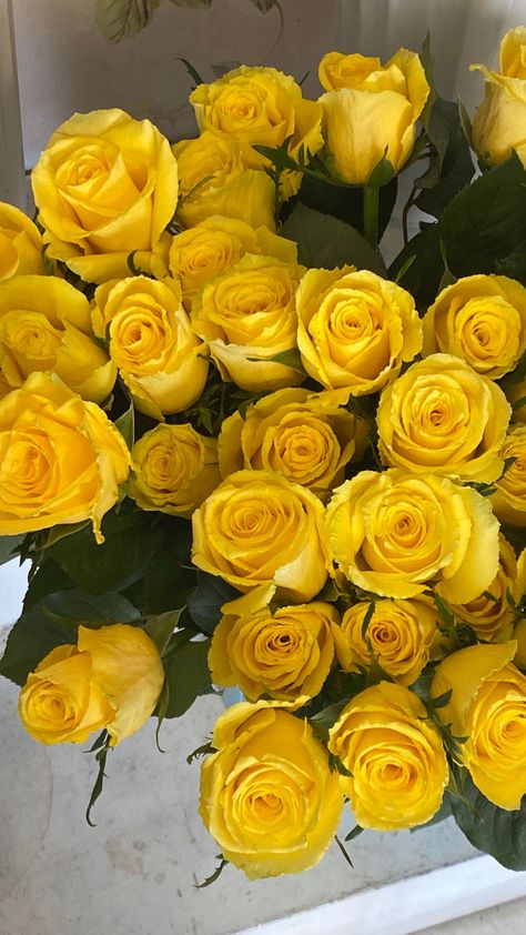 flower🌼 Yellow Roses Bouquet Aesthetic, Yellow Rose Flower, Corporate Flowers, Charcuterie Inspiration, Beautiful Flowers Photography, Wedding Dresses With Straps, Romantic Gestures, Beautiful Rose Flowers, Yellow Aesthetic