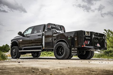 Its #worktruckwednesday! 2018 Ram 3500 Cummins on our new 5" suspension lift and 35" Toyos Ram 3500 Cummins, Ram 3500 Dually, Beyblade Toys, Dodge Diesel, Custom Truck Beds, Black Truck, Rich Boy, Custom Truck, Tactical Gear Loadout