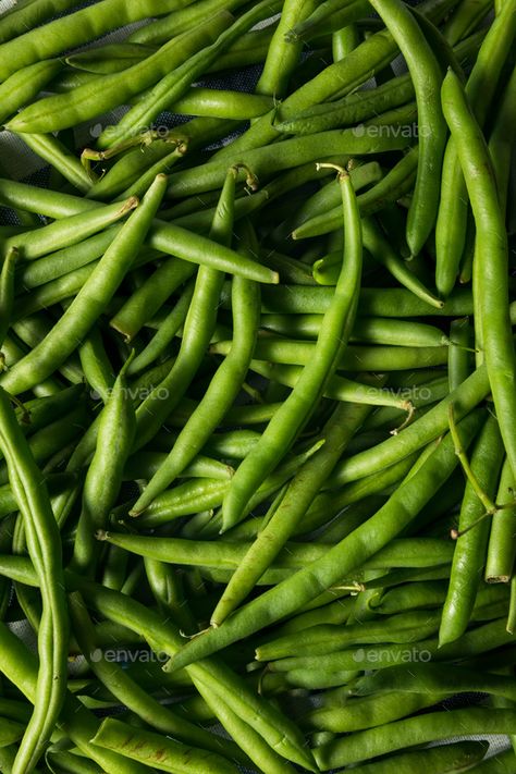 Green Bean Aesthetic, Rustic Salad, Beans Image, String Beans, String Bean, Slim Fast, Fiber Foods, Nutrition Labels, Fruit And Veg