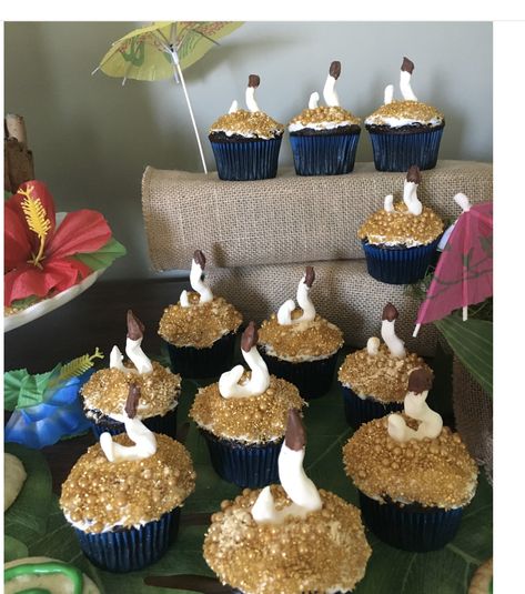 Maui Cupcakes, Award Show Party, Moana Cupcakes, Moana Cupcake, Moana Birthday Party Theme, Moana Theme Birthday, Oscars Party Ideas, Festa Moana Baby, Moana Bebe