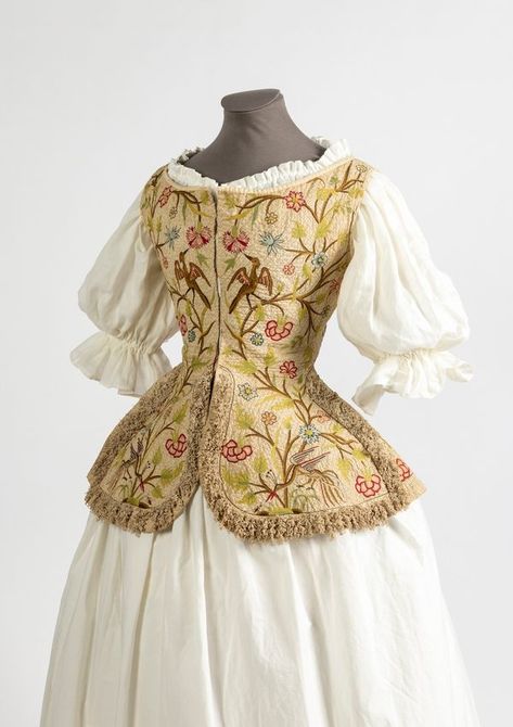 Linen Waistcoat, 1700 Fashion, Fashion Museum, 18th Century Dress, Historical Dress, 18th Century Costume, 18th Century Clothing, Museum Fashion, 18th Century Fashion