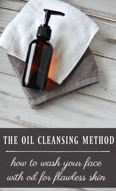 The Oil Cleansing Method - How to Wash Your Face With Oil - The Pistachio Project Oil Cleansing Method, Beauty Bible, Oil Cleansing, Homemade Diy, Diy Skincare, Healthy Family, Free Living, Natural Remedy, Skin Products