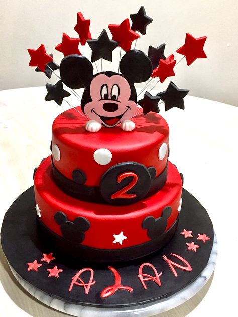 Mouse Chocolate, 2 Tier Cake, Tier Cake, Easy Baking Recipes, Tiered Cakes, Easy Baking, Baking Recipes, Birthday Cake, Baking