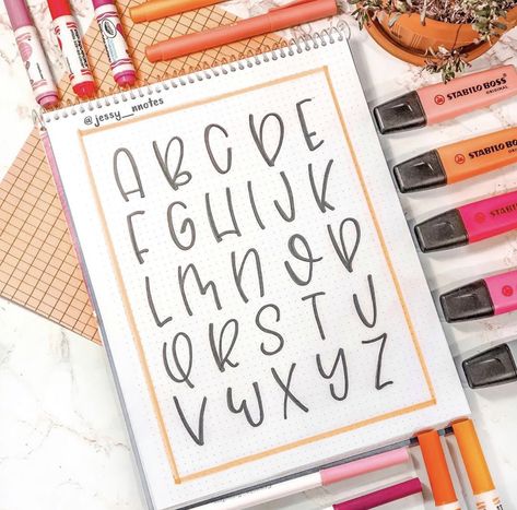 Online Bullet Journal, Bullet Journal Font, Lettering Guide, Journal Fonts, Alfabet Letters, Alphabet Fonts, Hand Lettering Fonts, Hand Lettering Alphabet, Lettering Alphabet Fonts