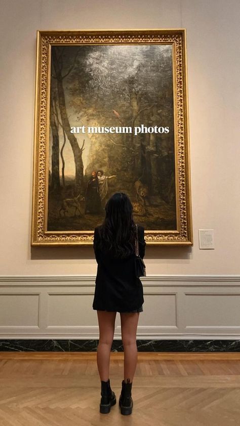 Museum Photo Ideas, Museum Photos, Paris Photo Ideas, Art Gallery Outfit, Museum Outfit, Museum Photography, Museum Of London, Pinterest Art, College Classes